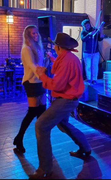 Night out 1108-09 (37).jpg